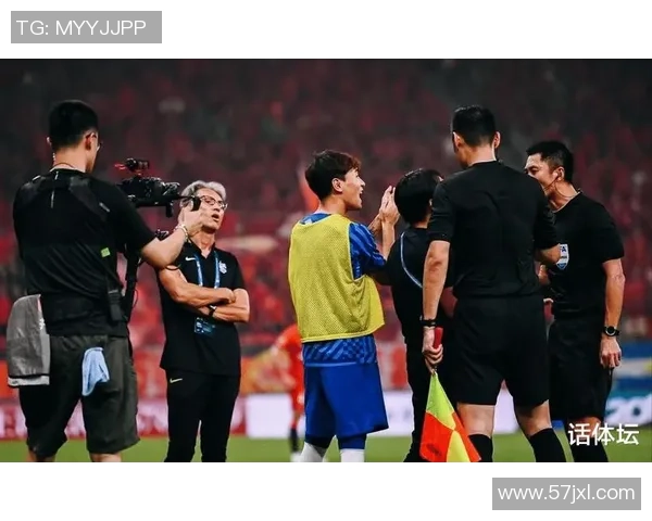 亚冠名额恐缩水，中超战绩滑坡遭澳超逆袭，球迷直言不如抛弃